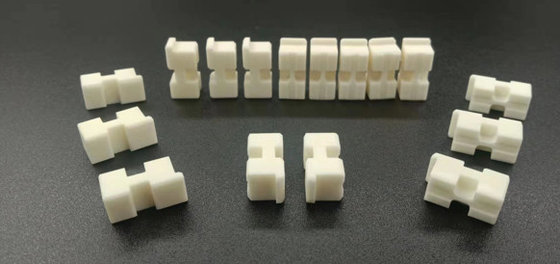 Parti strutturali di precisione in ceramica di alluminio di grado industriale personalizzate