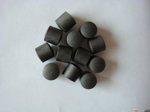 I CORPI STRIDENTI HANNO UTILIZZATO IN MULINI A PALLE, MULINI DELLA PERLA, PER MACINAZIONE FINE, BIOSSIDO DI ZIRCONIO (ZRO2), L'ALLUMINA (AL2O3), CARBURO DI SILICIO
