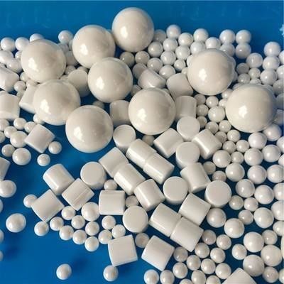CERAMICA DEL DIOSSIDO DI ZIRCONIO PER ODONTOIATRIA