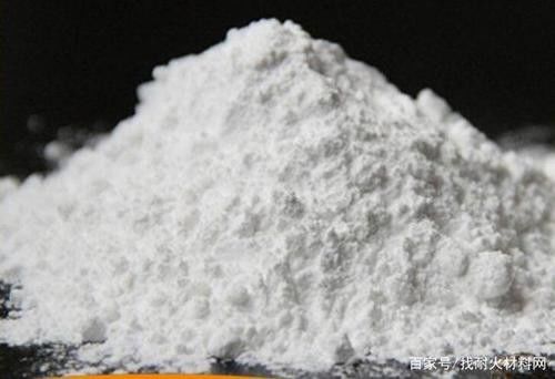 Struttura tetragonale della polvere bianca metastabile di biossido di zirconio Zro2